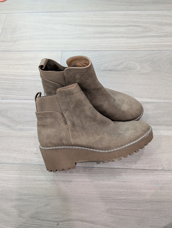Dolce Vita Shoes - Dolce Vita Rancher Boot Size 10